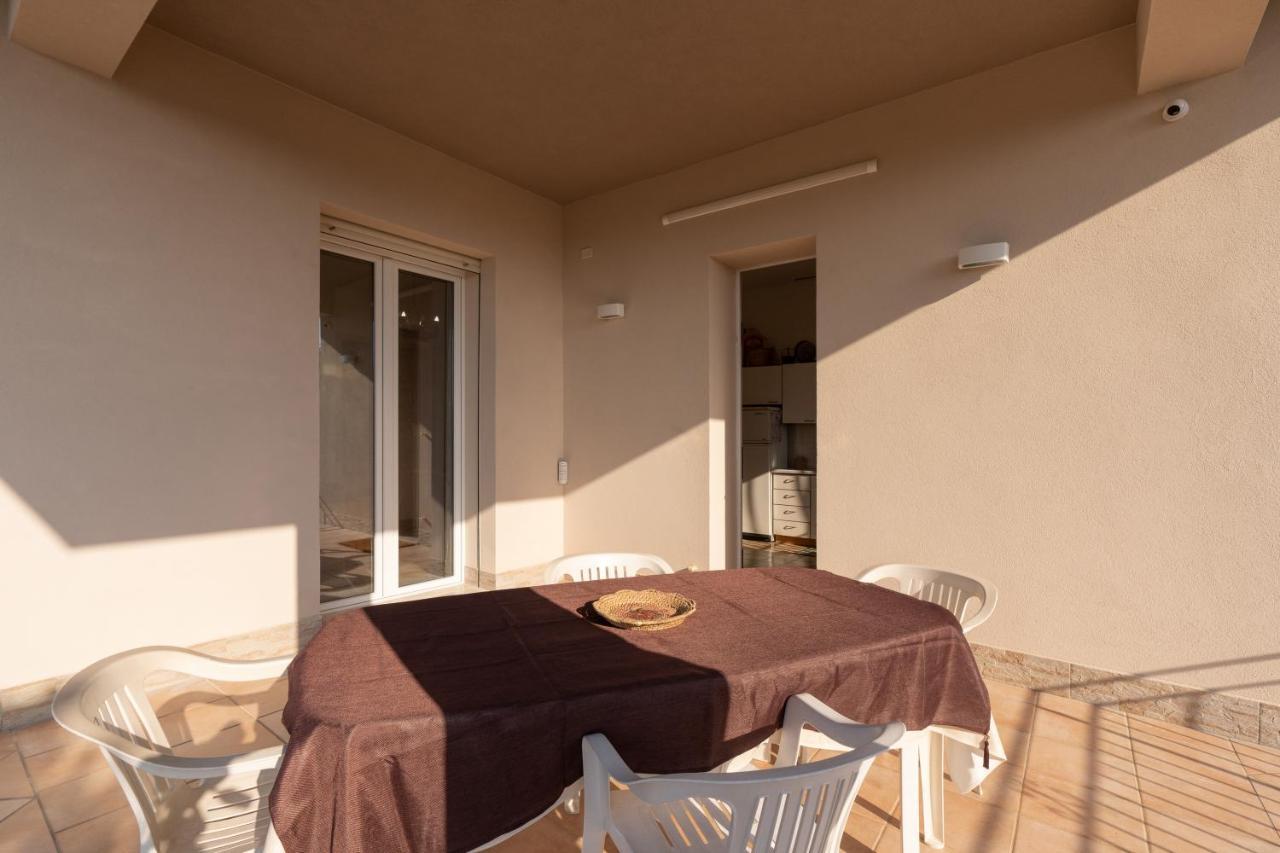 Casa Vacanze Calatijuncu Partinico Buitenkant foto