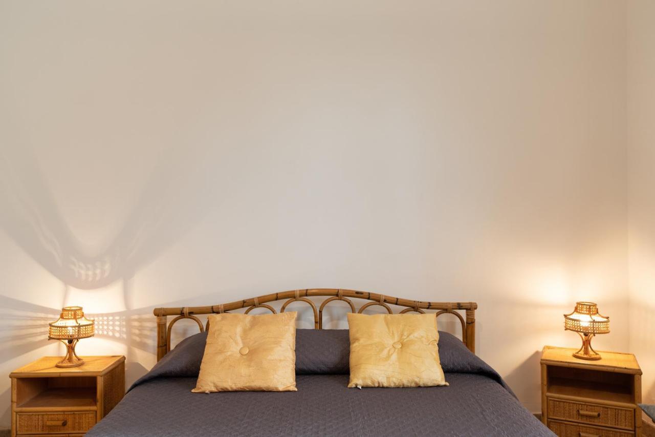 Casa Vacanze Calatijuncu Partinico Buitenkant foto